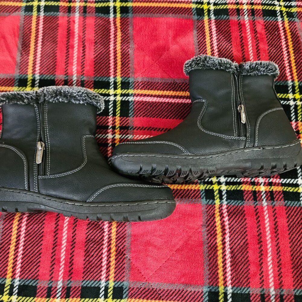 Womens ankle, all weather boots